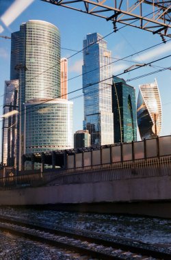 Modern ofis binası görünümü