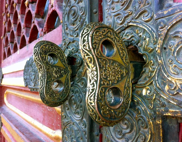 Detalhe Uma Porta Palácio Imperial Pequim — Fotografia de Stock