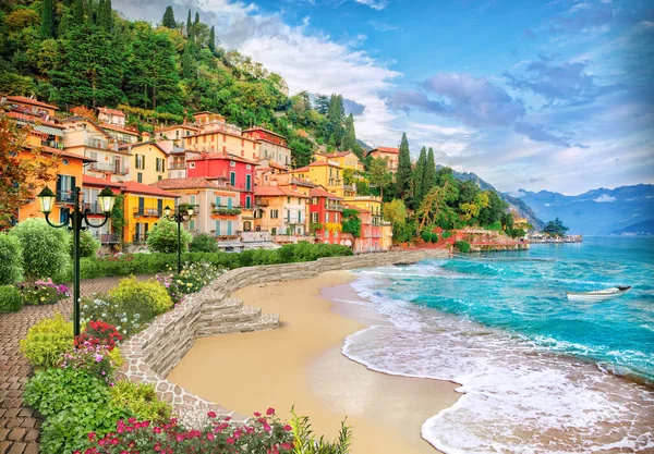 Deniz kıyısının 3D çizimi. Okyanus kıyısında küçük bir kasaba. Güzel manzara köyü freski.