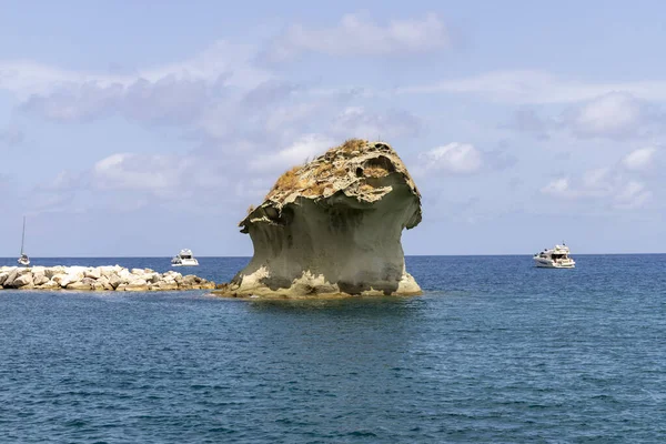 Mantar Lacco Ameno Ischia Napoli Körfezi Ndeki Mantar Şekilli Kaya — Stok fotoğraf