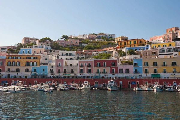 Port Island Ponza Summer Typical Colored Houses Island Ponza Landscape — Stok Foto