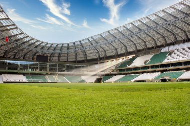 Giresunspor Stadyumu, Giresunspor Cotanak Stadyumu manzaralı. Futbolun panoramik iç mekanı, boş futbol sahası. Giresun, Aksu, Türkiye - 27 Eylül 2021