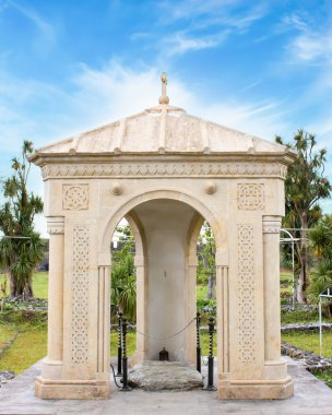 Havari Aziz Matthias 'ın Gonio Apsaros Kalesi, Batumi, Gürcistan' da bir şapeli olan defin yeri ve şehitliği.