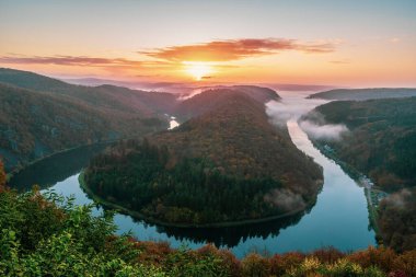 Pelerin 'den Saar döngüsüne, Almanya' da panoramik manzara.