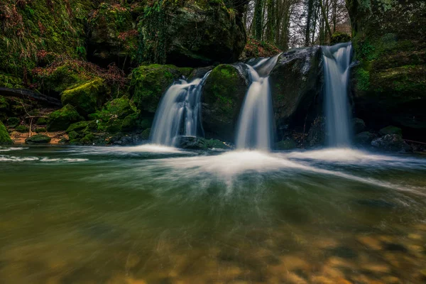 Cascada Parque Nacional Luxemburgo — Foto de Stock