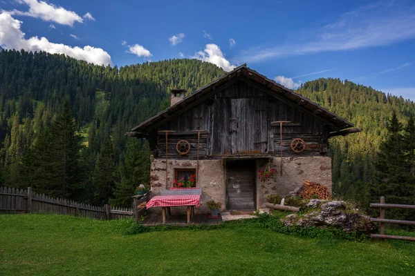 Uma Antiga Quinta Sul Tirol — Fotografia de Stock