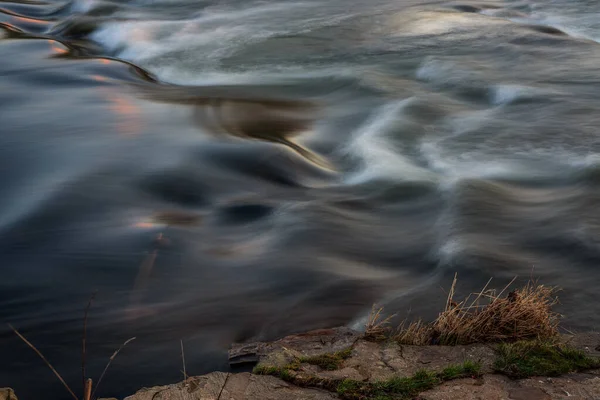 Řeka Lese Podzim — Stock fotografie