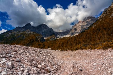 Dolomitler 'de rockfall, Güney Tyrol