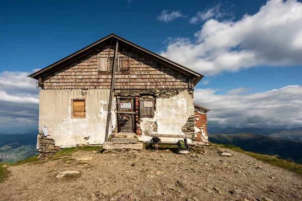 Stare Schronienie Południowym Tyrolu Helm Hut — Zdjęcie stockowe