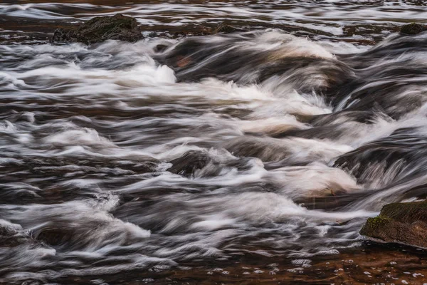 Bunt Fließendes Wasser Lange Belichtung Von Fließendem Wasser — Stockfoto