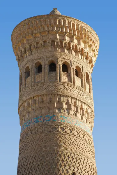 Buhara 'daki antik Kalyan Minaresi. Özbekistan