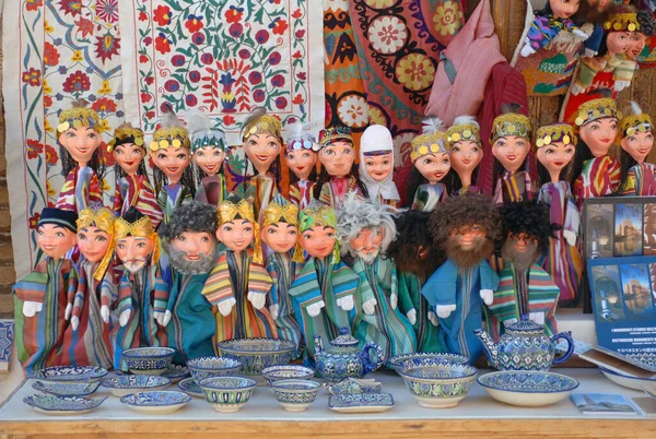 Comercio Muñecas Uzbekas Nacionales Mercado Uzbekistán — Foto de Stock