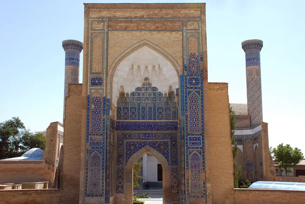 Veduta Dell Arco Samarcanda Gur Emir Mausoleo Tamerlano Amir Timur — Foto Stock