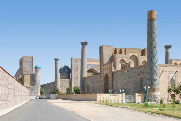 Straat Die Leidt Naar Registan Square Samarkand Oezbekistan — Stockfoto