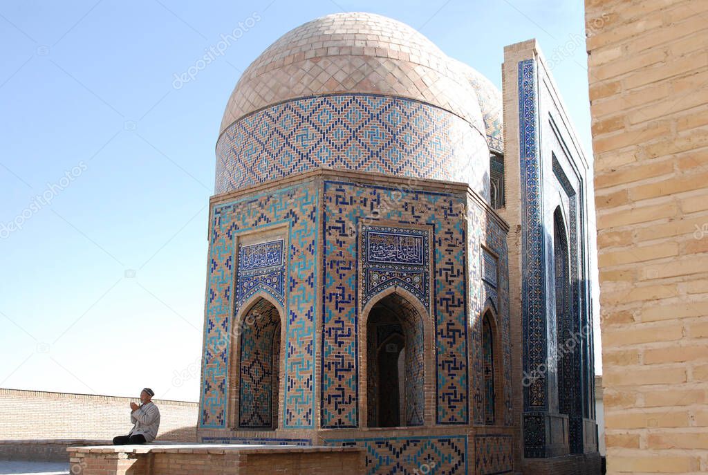 Samarkand. The octagonal mausoleum (Sakkiz Qirrali Maqbara) in the Shakhi Zinda complex. Uzbekistan