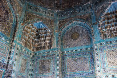 Semerkand. Semerkand asilzadesi Shakhi-Zinda 'nın anıtsalında Usto Ali Nasafi' nin anıt mezarının kubbesi. Özbekistan