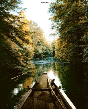 Slinky yaydan ünlü köprü Oberbausen, Almanya 'ya