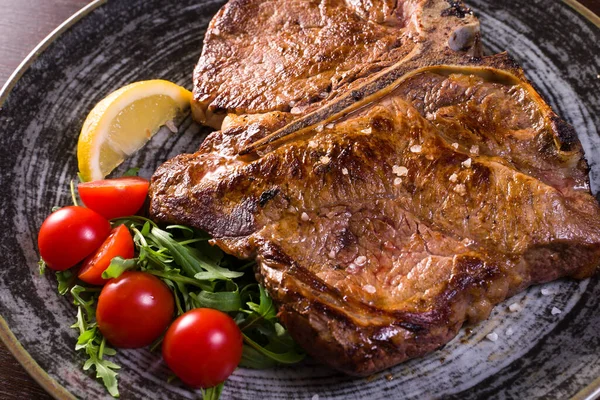 Florentijnse Steak Detail Met Bot Plaat — Stockfoto