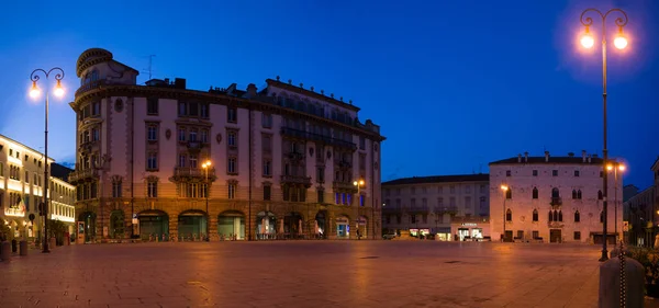 Udine Italy August 2021 Panorama Piazza Settembre Dusk Old Town — Stock Photo, Image