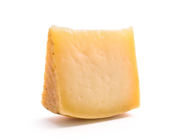 Skiva Sardisk Pecorino Ost Isolerad Vit Bakgrund — Stockfoto