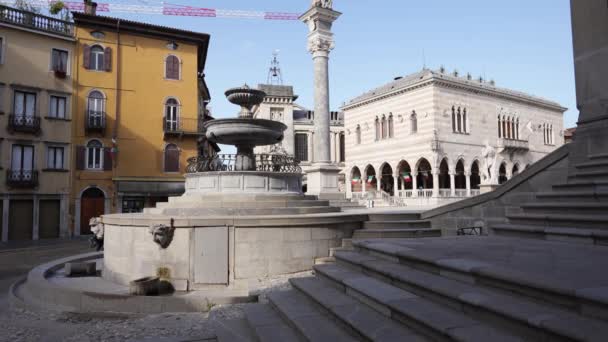 Praça Liberdade Udine Primeiro Plano Fonte Giovanni Carrara Fundo Loggia — Vídeo de Stock