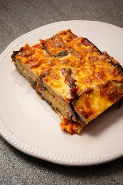 Баклажан Пармиджана Традиционное Итальянское Блюдо Запеченные Баклажаны Баклажаны Баклажанами Сыром Стоковое Изображение