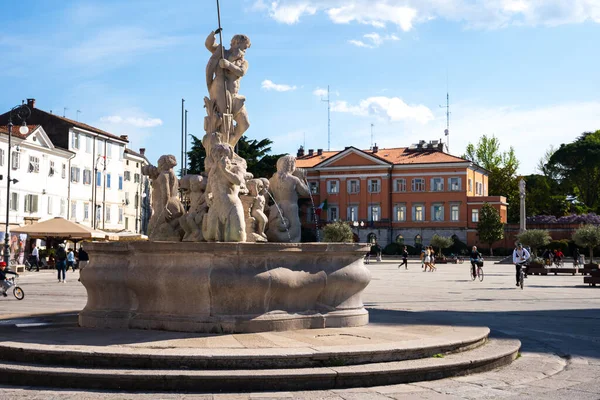 Gorizia Włochy Kwiecień 2022 Fontanna Neptuna Piazza Della Vittoria Historycznym — Zdjęcie stockowe