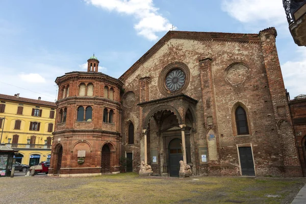 Cremonese İtalya. 04 Mayıs 2022 Katolik Kilisesi 