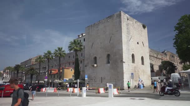 Hırvatistan Bölmek Mayıs 2022 Split Teki Diocletian Sarayının Güçlendirilmiş Kulesinin — Stok video