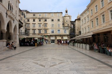 Hırvatistan 'ı bölmek. Mayıs 2022 Diocletian 'ın Hırvatistan' daki Sarayı 'nda Halk Meydanı