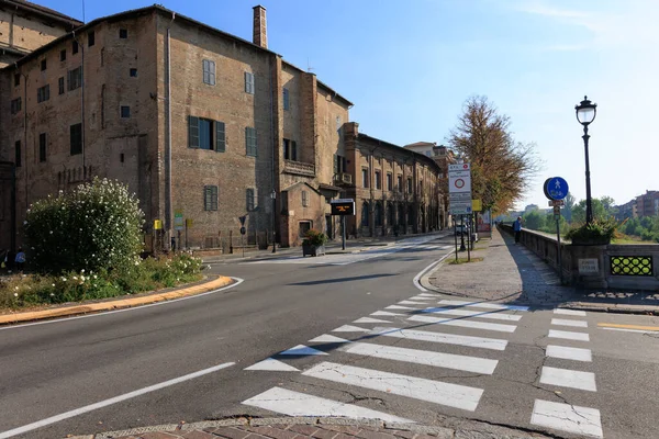 パルマ イタリア_2022年10月4日パルマのヴィアーレ ジョバンニ マロッティの眺め — ストック写真