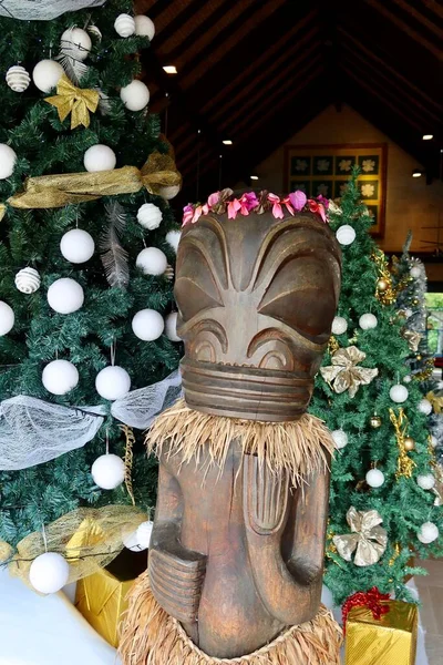 Fransız Polinezyası 'ndan Tahta Tiki heykeli 