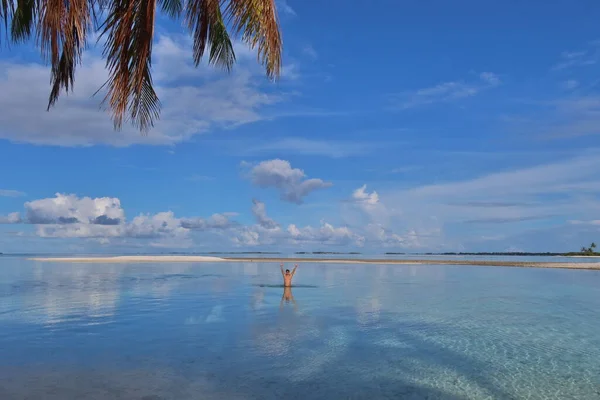 Beautiful Tropical Tahitian Beach Sea — 스톡 사진