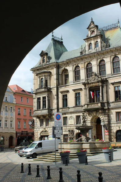 2022 Klodzko Poland Vista Portão Para Fonte Prefeitura — Fotografia de Stock