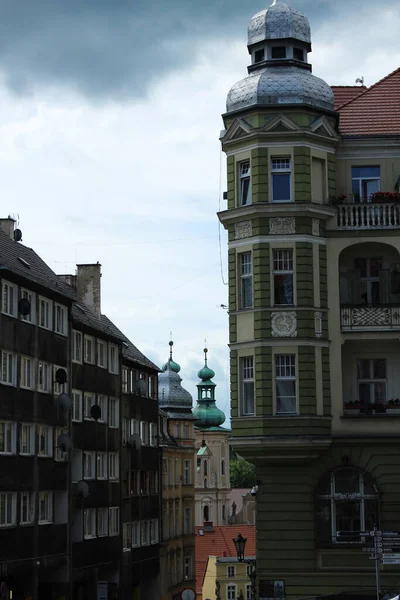 2022 Klodzko Poland Alte Mietshäuser Stadtzentrum Und Blick Auf Die — Stockfoto