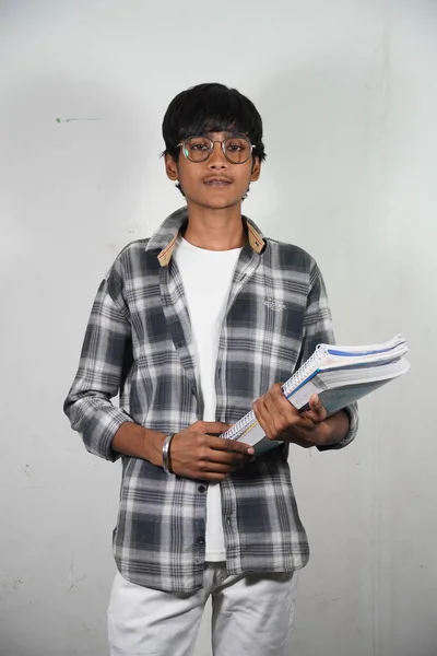 Indický Student Knihami Taškou Pro Vysokoškoláky — Stock fotografie