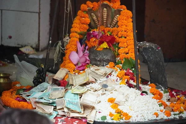 Shiva Linga Com Imagem Dinheiro — Fotografia de Stock