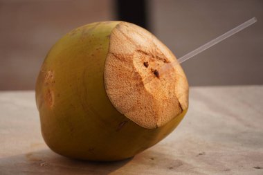 yeşil hindistan cevizi suyu saman resimleri