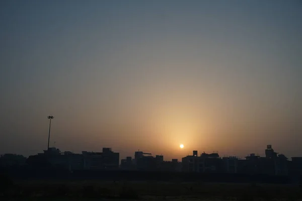 Güneş Resimli Sabah Görüntüsü — Stok fotoğraf