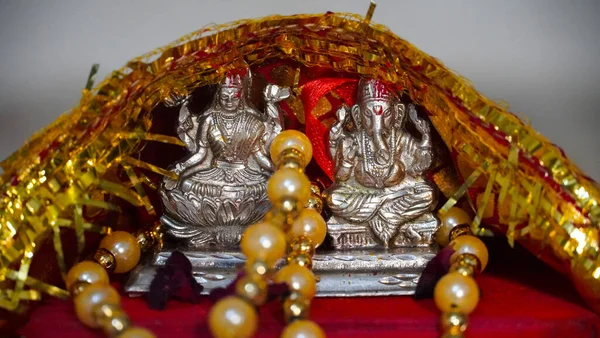 Laxmi Ganesh Silver Staty — Stockfoto