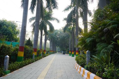 Mahabat Maqbara Sarayı bir anıt mezardır.