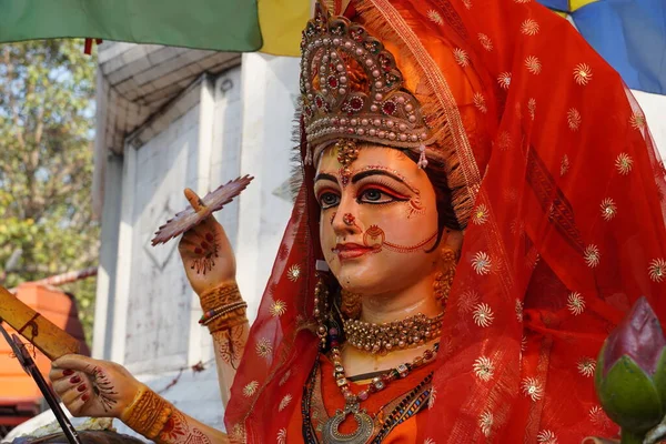 杜尔加是印度教最强大的女神之一 — 图库照片