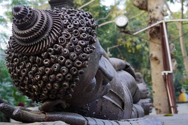 Demirle Yapılan Uyuyan Buda Resmini Kapat — Stok fotoğraf