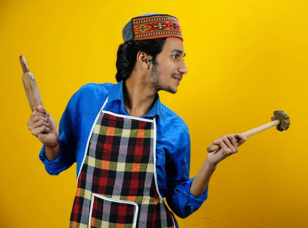 Kashmiri Jeune Chef Dans Image Cuisine Isolé — Photo