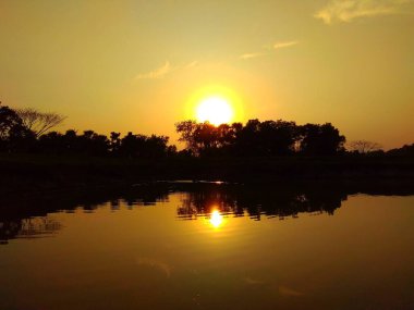 Olağanüstü güzel bir manzara. Kırsal bir alan ve doğa formunun en iyisidir.