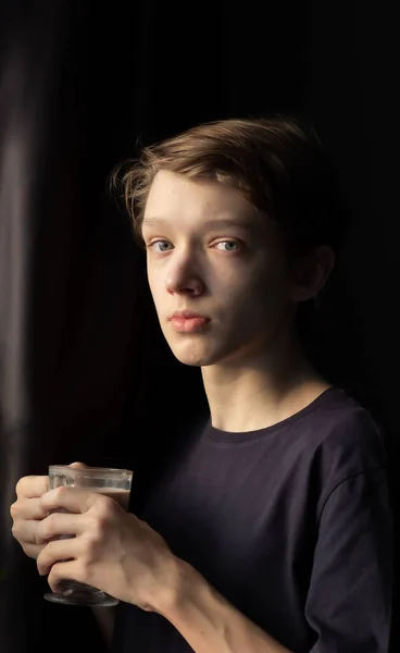 Teenager Window Pensive — Stock Photo, Image