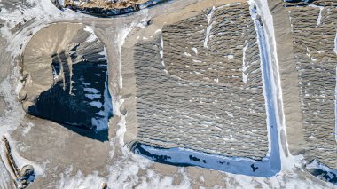 Bu kış kimse bu taş ocağını karla kaplıyken kullanmayacak..