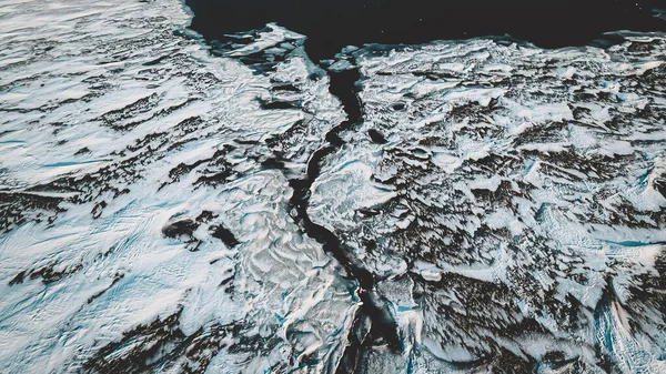 パターンを持つ凍結湖の空中 — ストック写真
