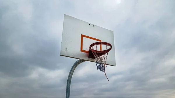 Una Rete Patriottica Vecchio Canestro Basket Parco — Foto Stock