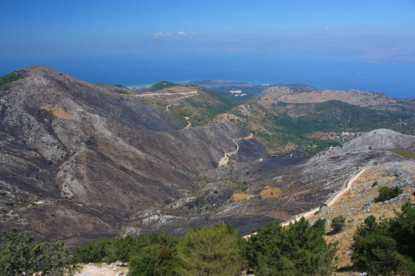 Veduta Dell Inceneritore Dopo Incendio Nella Campagna Sull Isola Greca — Foto Stock